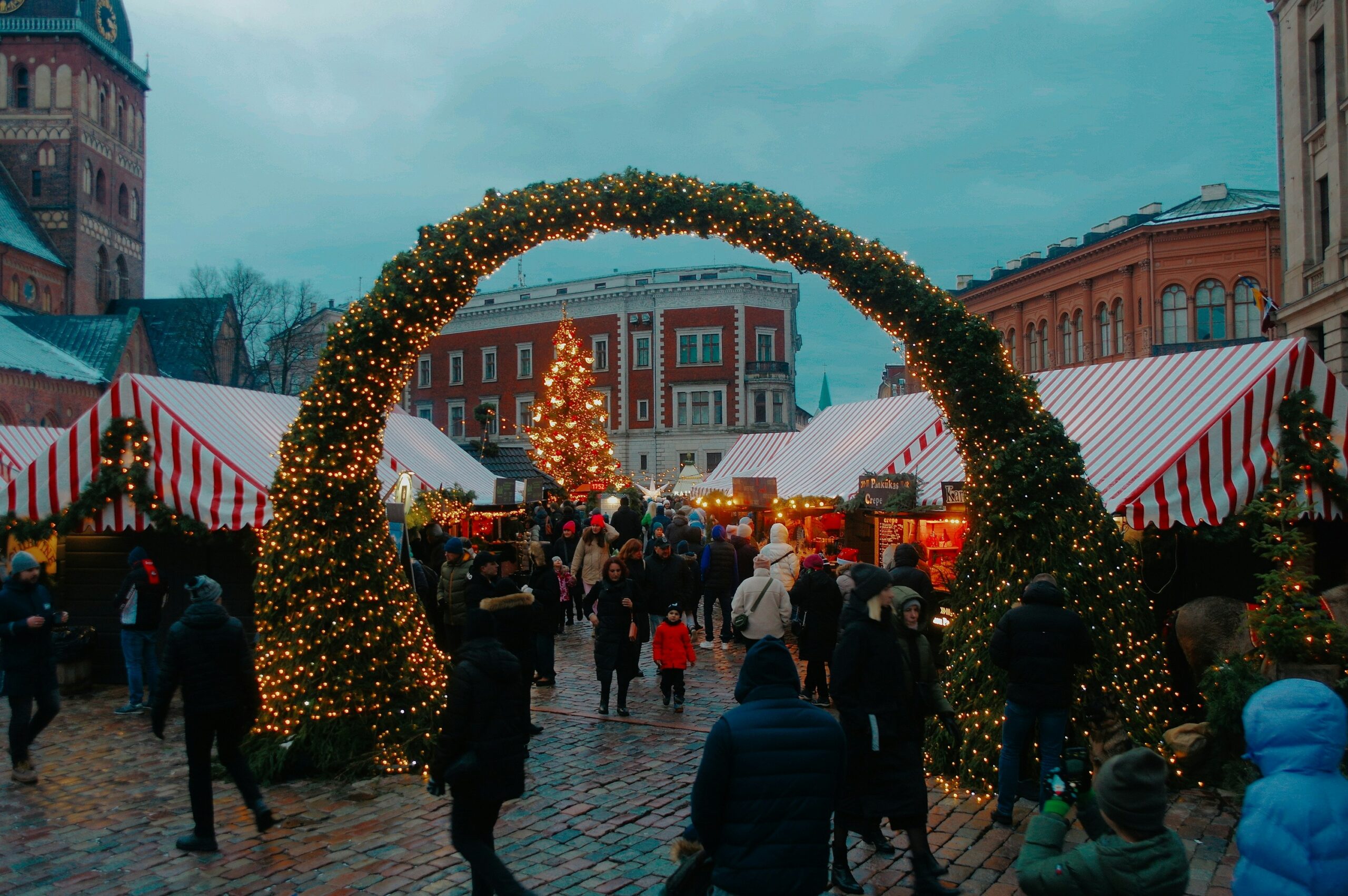 Budka Magdy Gessler na Jarmarku: Co, za ile i dlaczego kolejki?