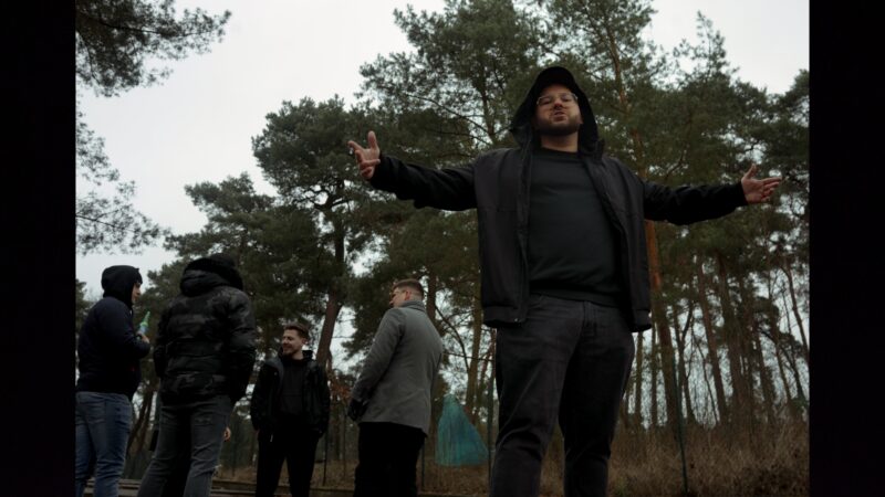 Karaś debiutuje singlem „1996”. Szczera spowiedź rapera